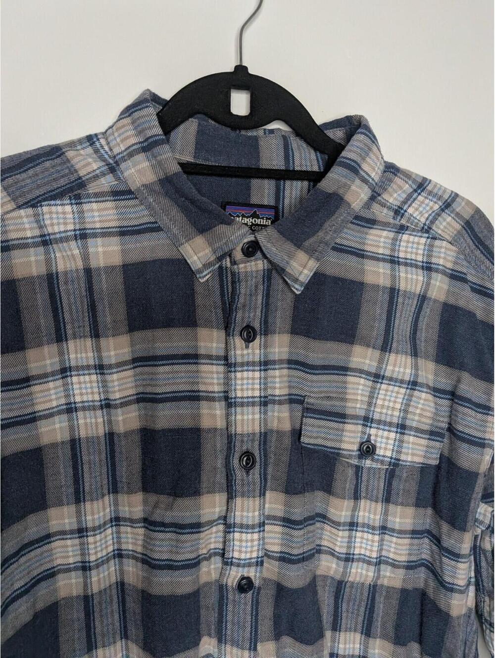 Patagonia Women's Fjord Flannel Shirt Size L Outdoors Hiking Fishing - Picture 3 of 6